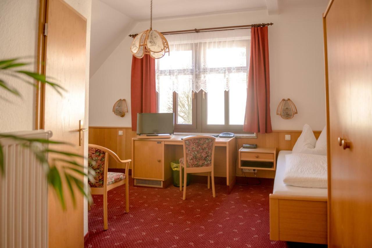 Hotel-Pension Heimburg Bad Elster Exterior photo